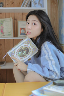 万古红颜